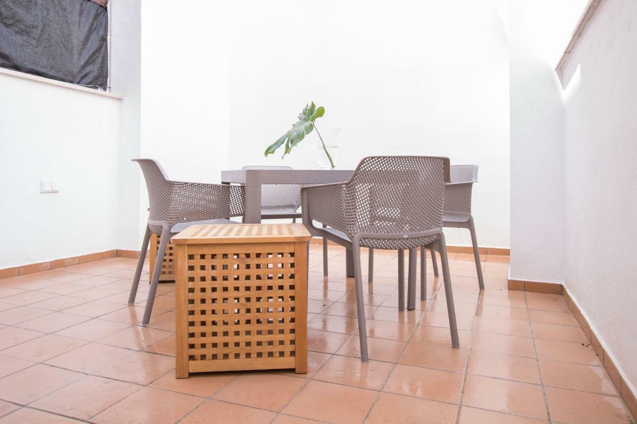 Murallas De Sevilla Apartamento Con Garaje 4 Pax Exterior photo